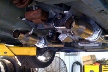 Why do people remove their Mustang's catalytic converters?