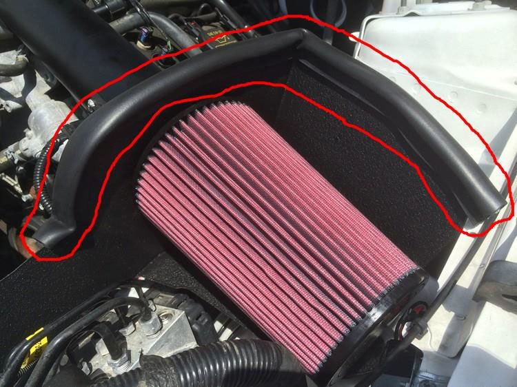 https://lib.americanmuscle.com/files/2015-install-guide-images/56184-cust/sr-performance-v6-mustang-cold-air-intake-018.jpg